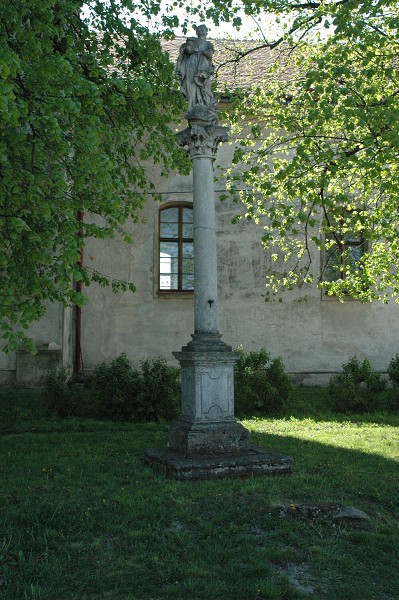 Litobratice - sochy a ke