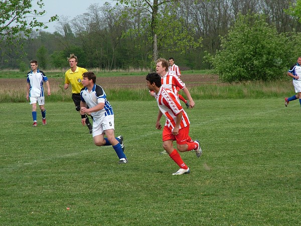 Fotbalový zápas - neděle 26.4.2009