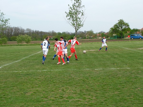 Fotbalový zápas - neděle 26.4.2009
