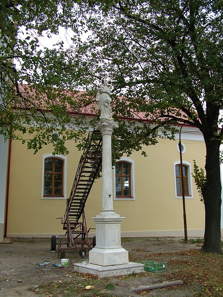 Montáž Mariánského sloupu - 24.10.2009
