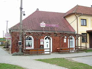 Firmy a sluby v Litobraticch  Milan Kubt  Restaurace Na rku