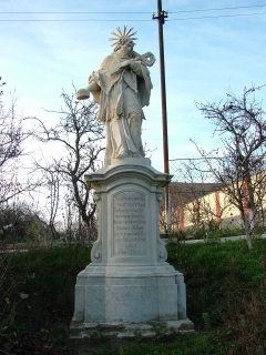 Renovovaná socha sv. Jan Nepomucký v Litobratřicích – celek